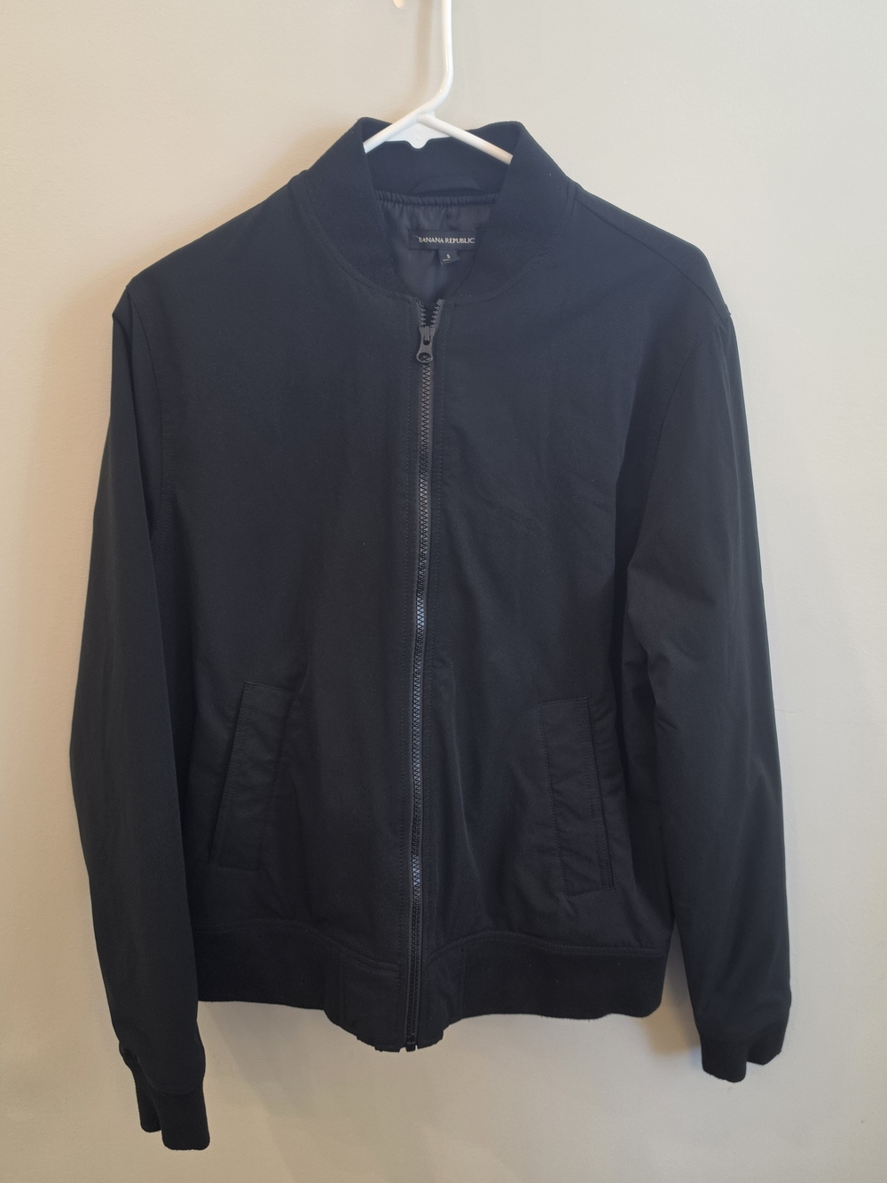 Banana Republic Men's Black Bomber Jacket - Zip Front